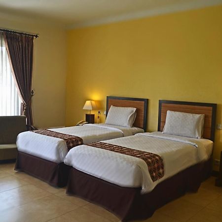Gowongan Inn Yogyakarta Exterior photo