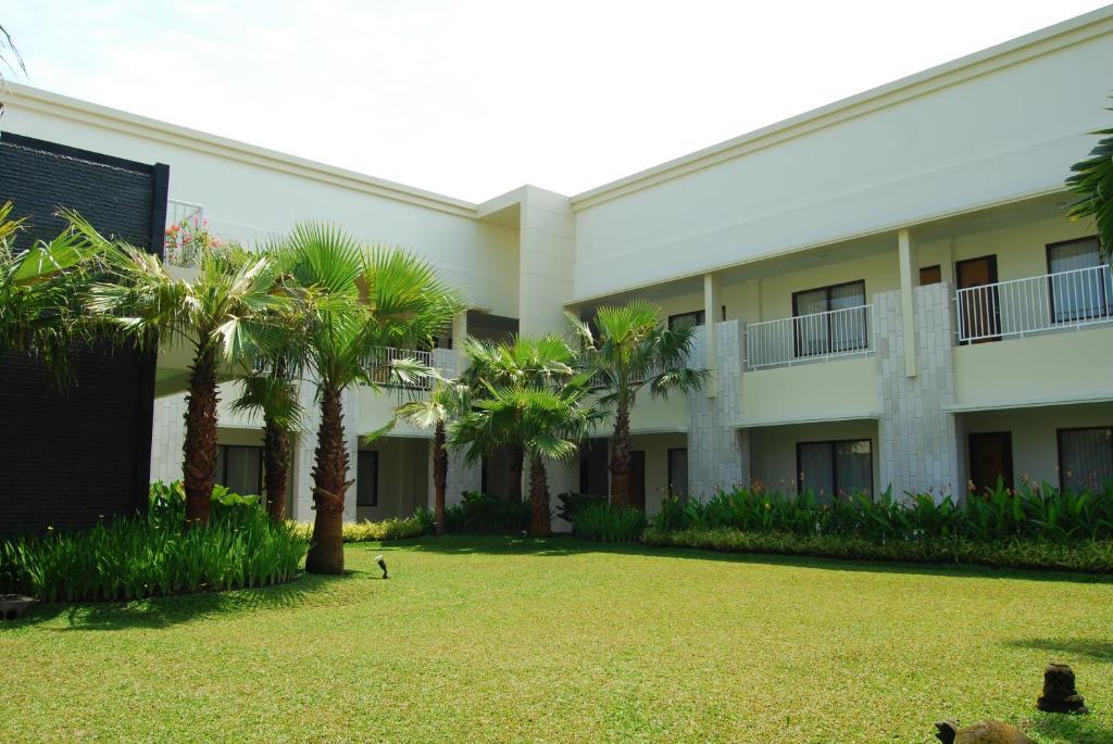 Gowongan Inn Yogyakarta Exterior photo