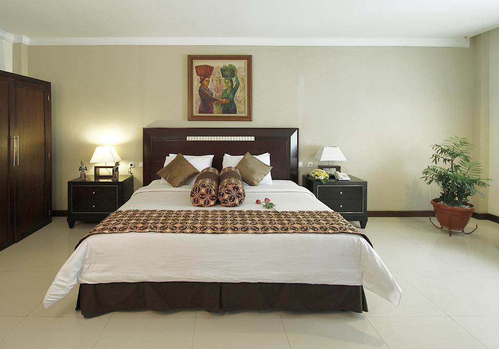 Gowongan Inn Yogyakarta Room photo